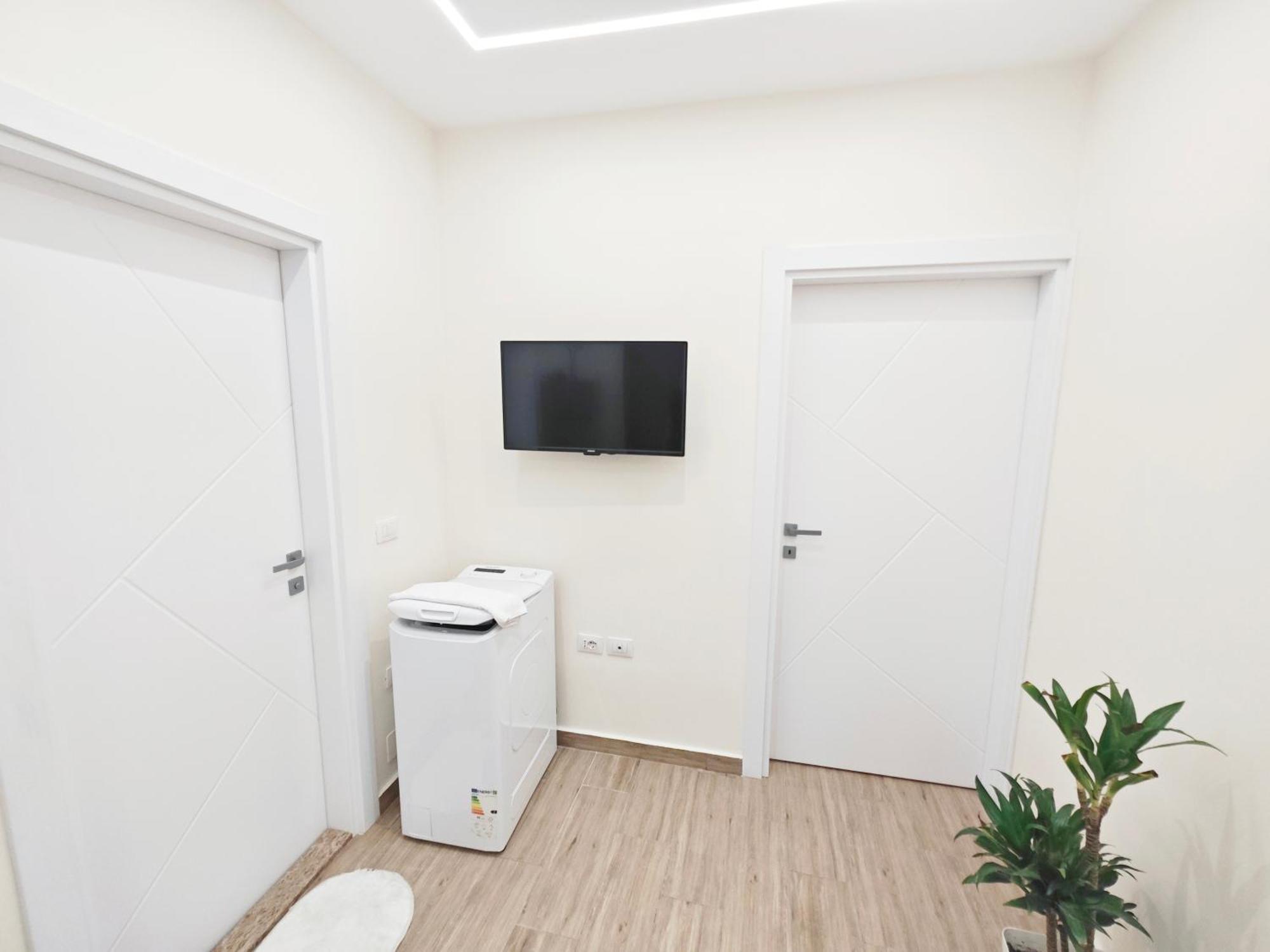 New Apartment Close To Sea And Downtown Vlorë Exteriér fotografie